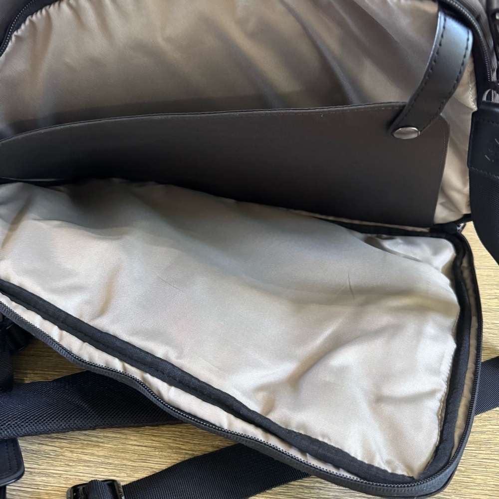Victorinox Werks‎ Pro 2.0 2 Way Carry Laptop Bag Briefcase Earth Brown - Picture 7 of 16